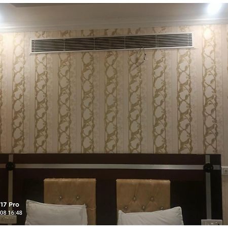 Hotel Kishore International, Amritsar Bagian luar foto