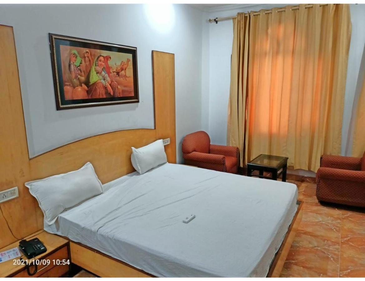 Hotel Kishore International, Amritsar Bagian luar foto