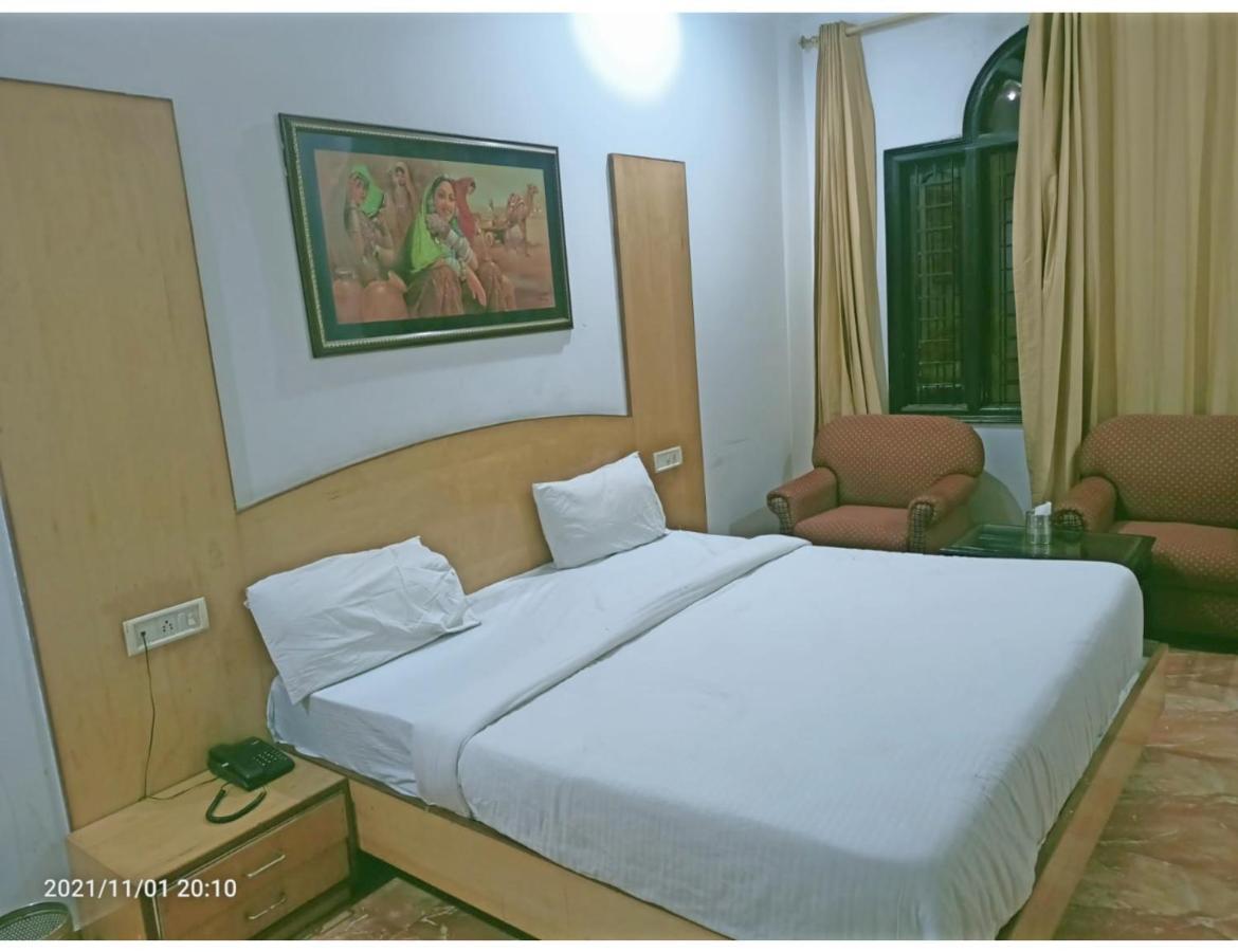 Hotel Kishore International, Amritsar Bagian luar foto